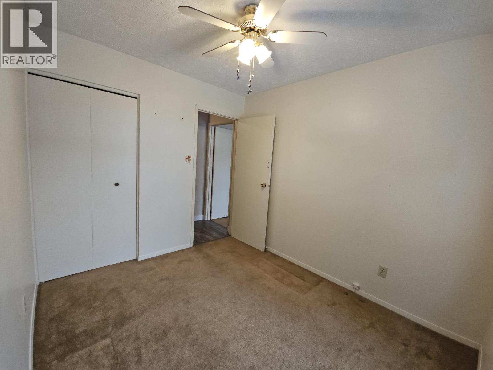 143 Kiskatinaw Crescent - 32