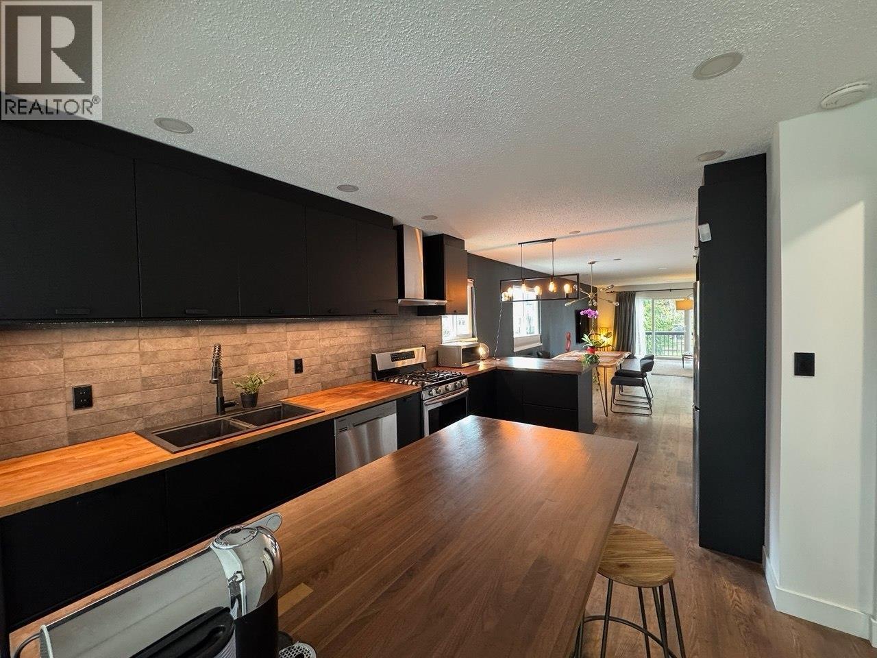 8 Bed, 4 Bath House for Sale in Vancouver – 2790 W 12TH AVENUE, Vancouver – MLS# R3121266 - Image 15