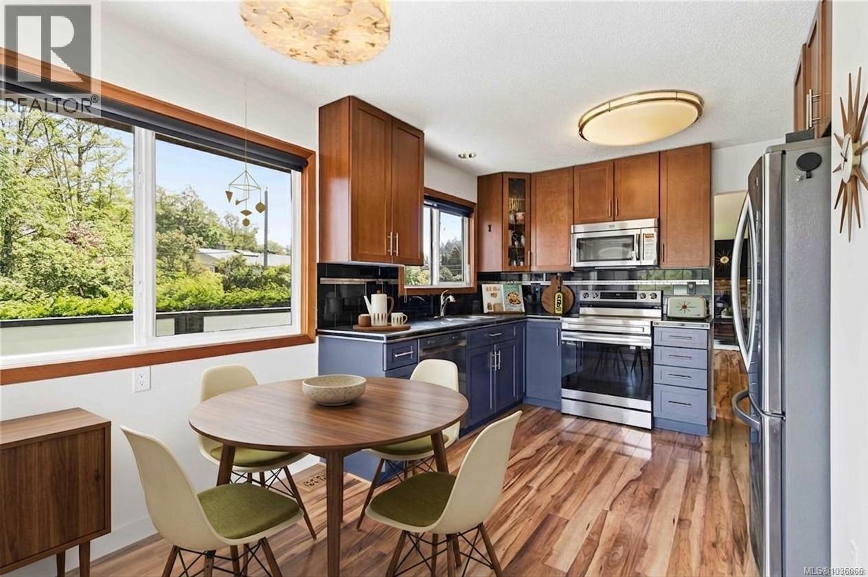  7030 Deerlepe Road, Sooke