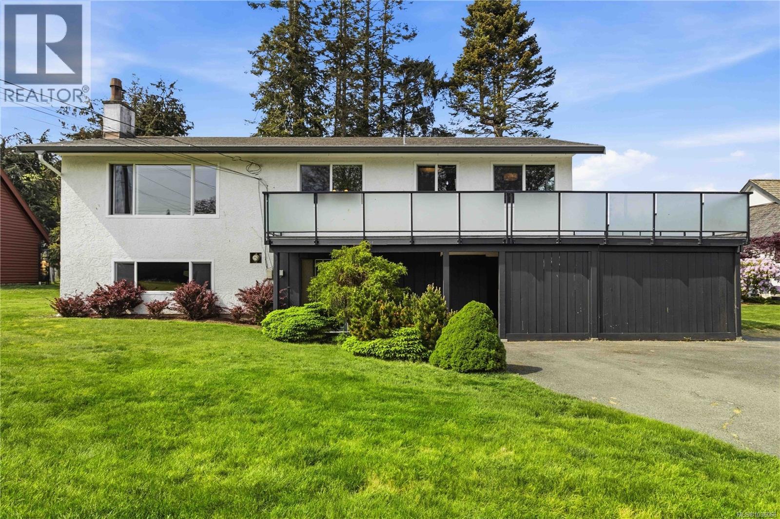 7030 Deerlepe Rd - 3