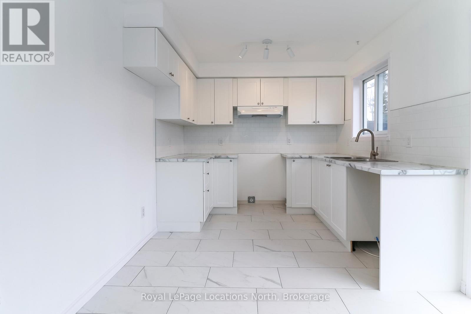 2 LANGEVIN DRIVE - 10