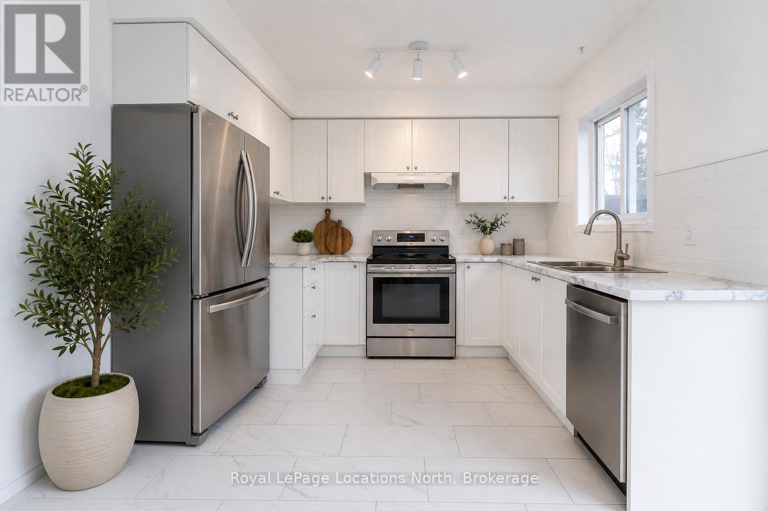 2 LANGEVIN DRIVE - 9