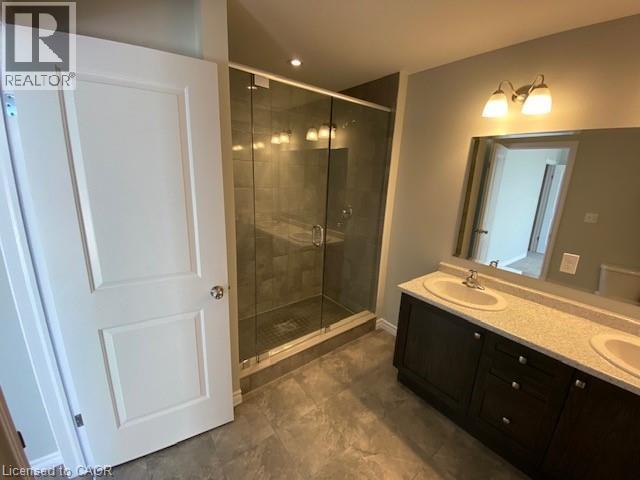 34 PONDCLIFFE Drive, Kitchener, Ontario, N2R0M3 — Photo 10
