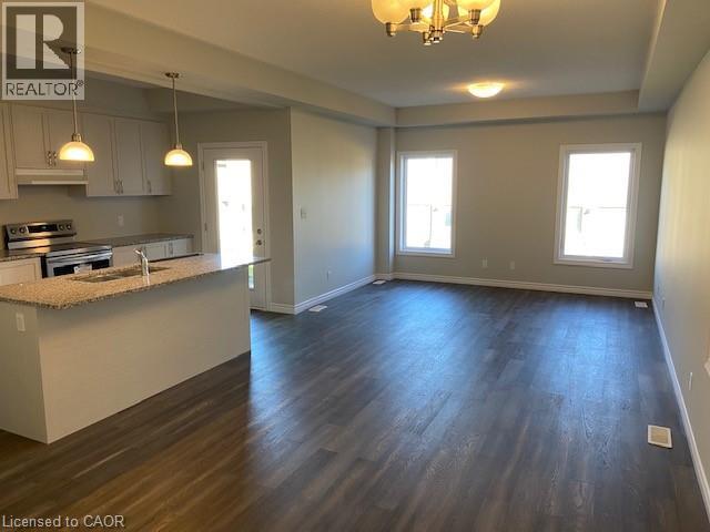 34 PONDCLIFFE Drive, Kitchener, Ontario, N2R0M3 — Photo 6