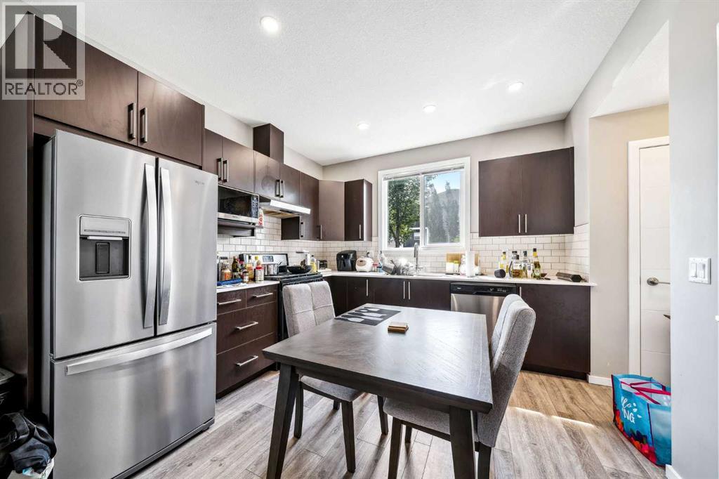 90 Redstone Way NE - 4