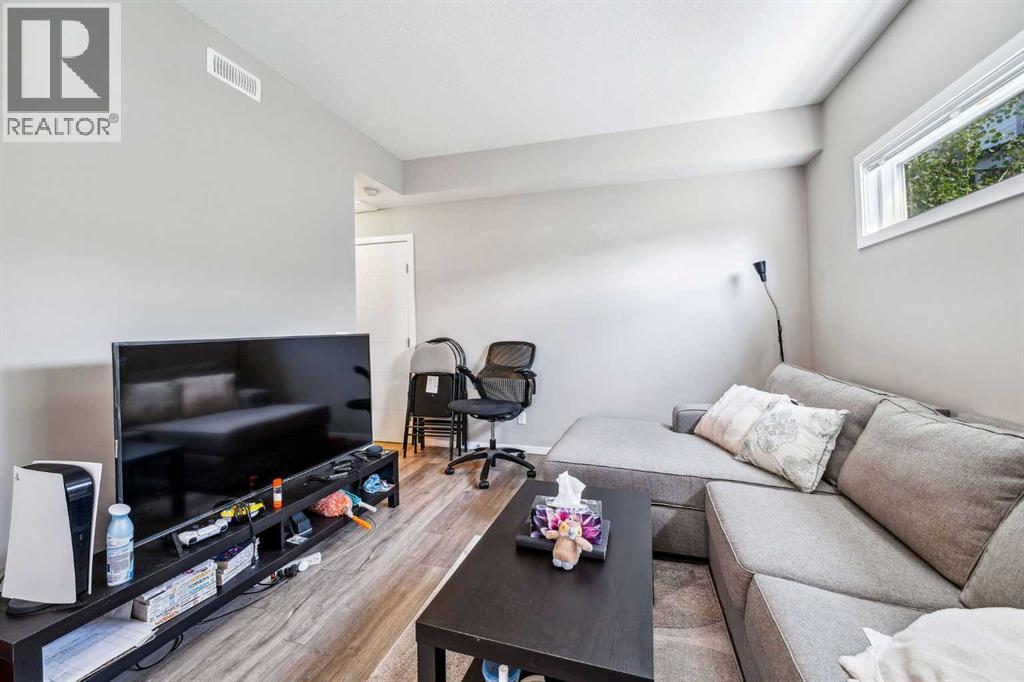 90 Redstone Way NE - 6