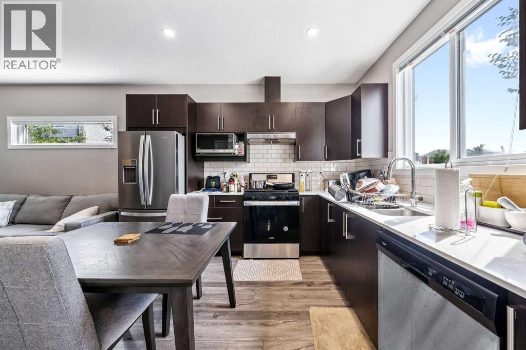 90 Redstone Way NE - 7