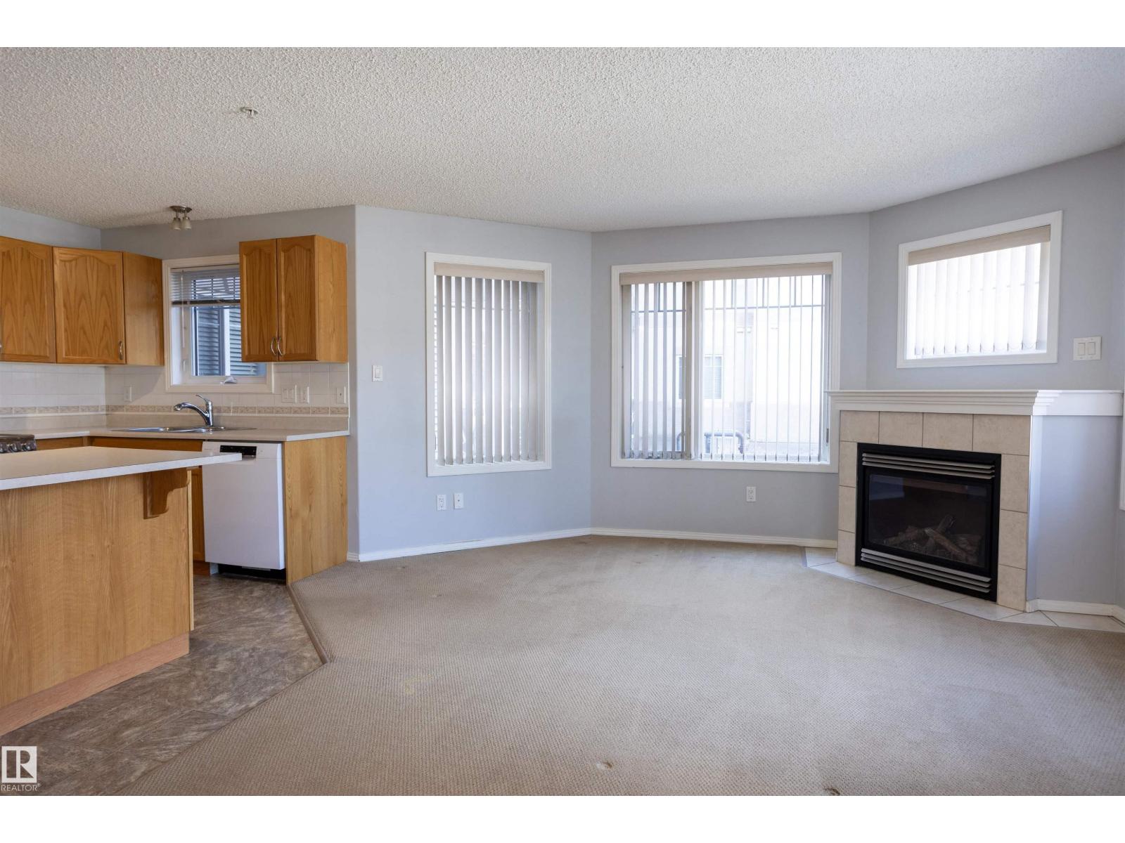#101 2420 108 ST NW, Edmonton