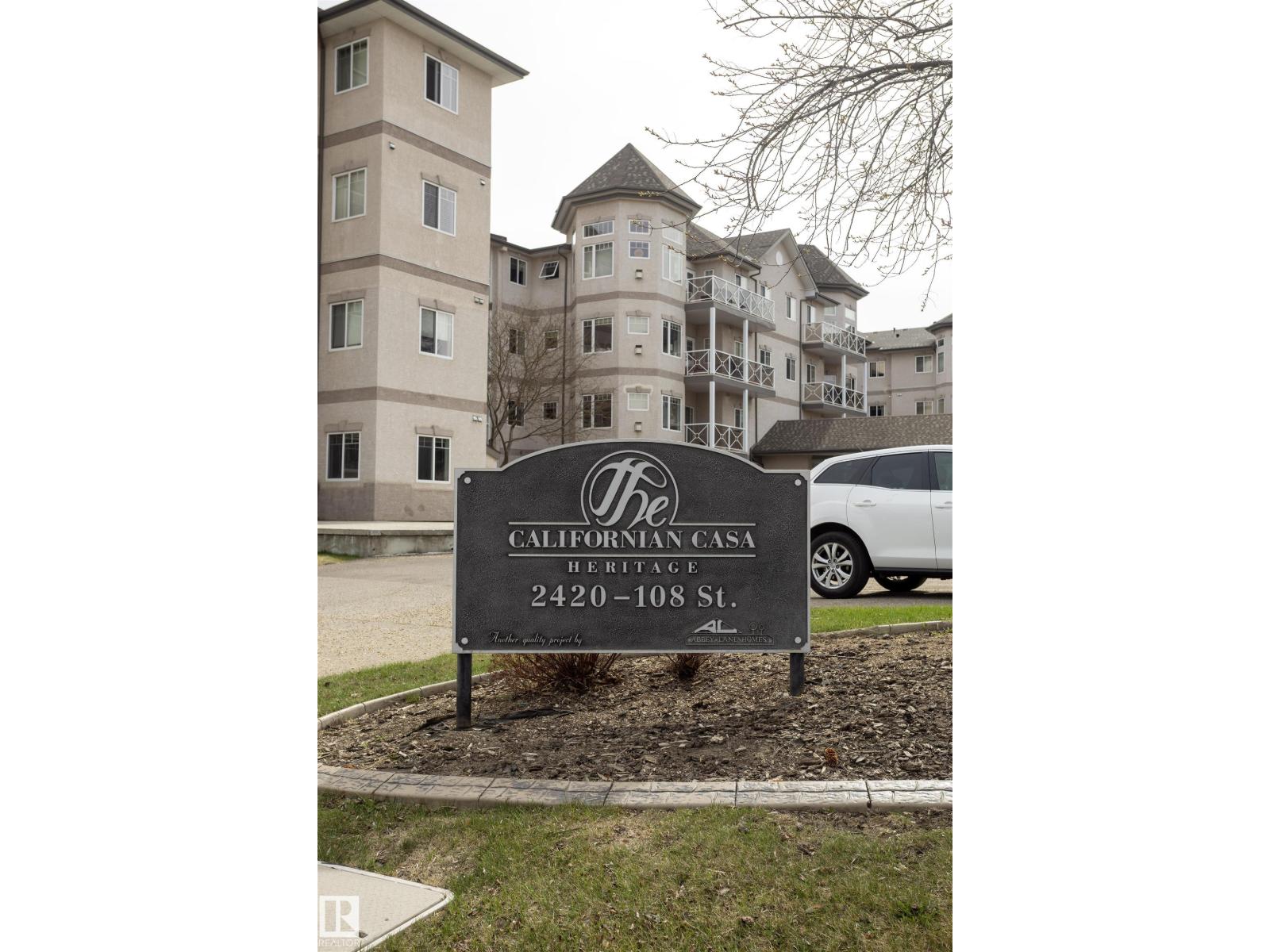 #101 2420 108 ST NW, Edmonton