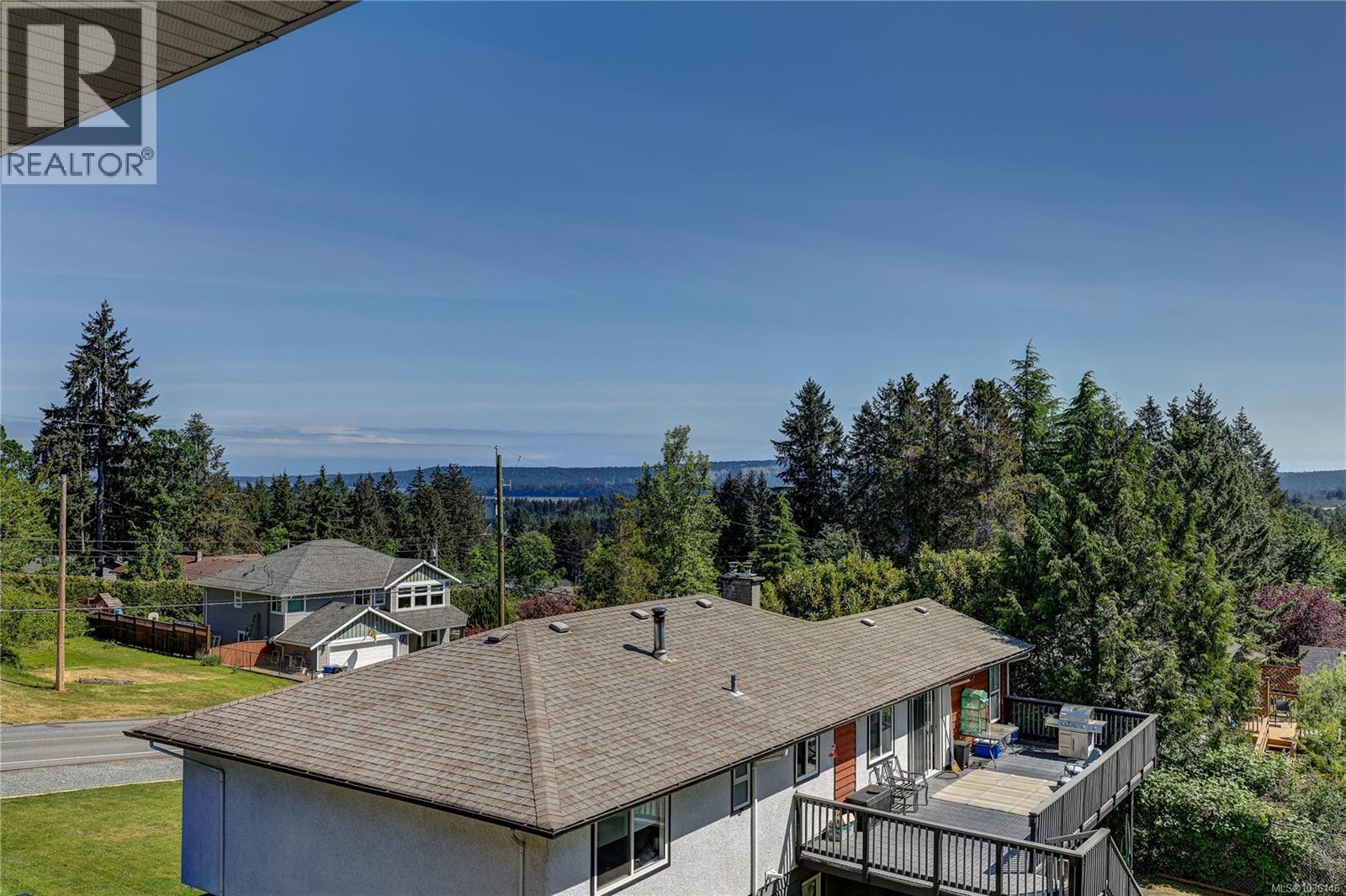 1692 Centennary Dr - 30