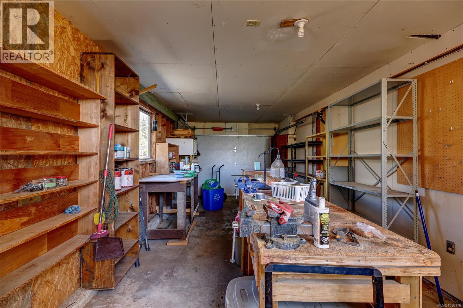 1692 Centennary Dr - 73