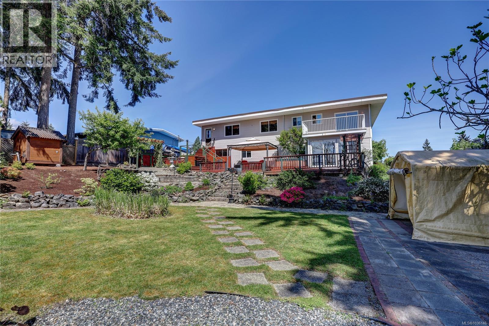 1692 Centennary Dr - 53