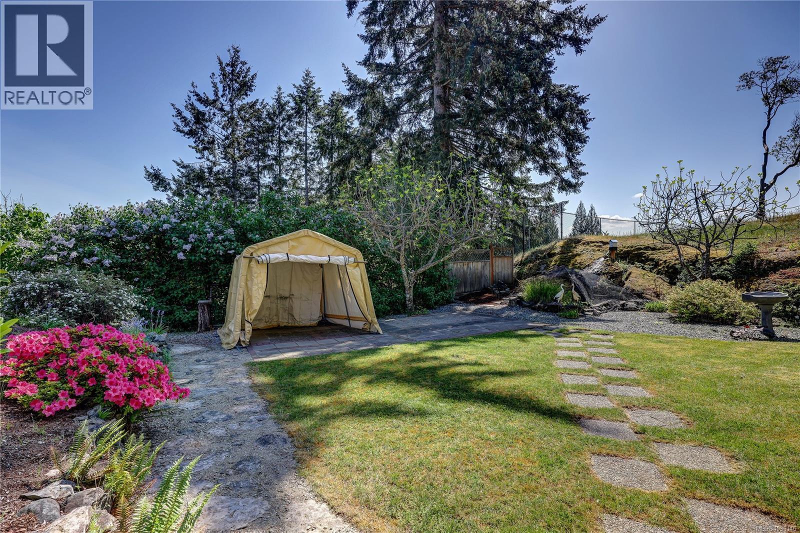 1692 Centennary Dr - 50