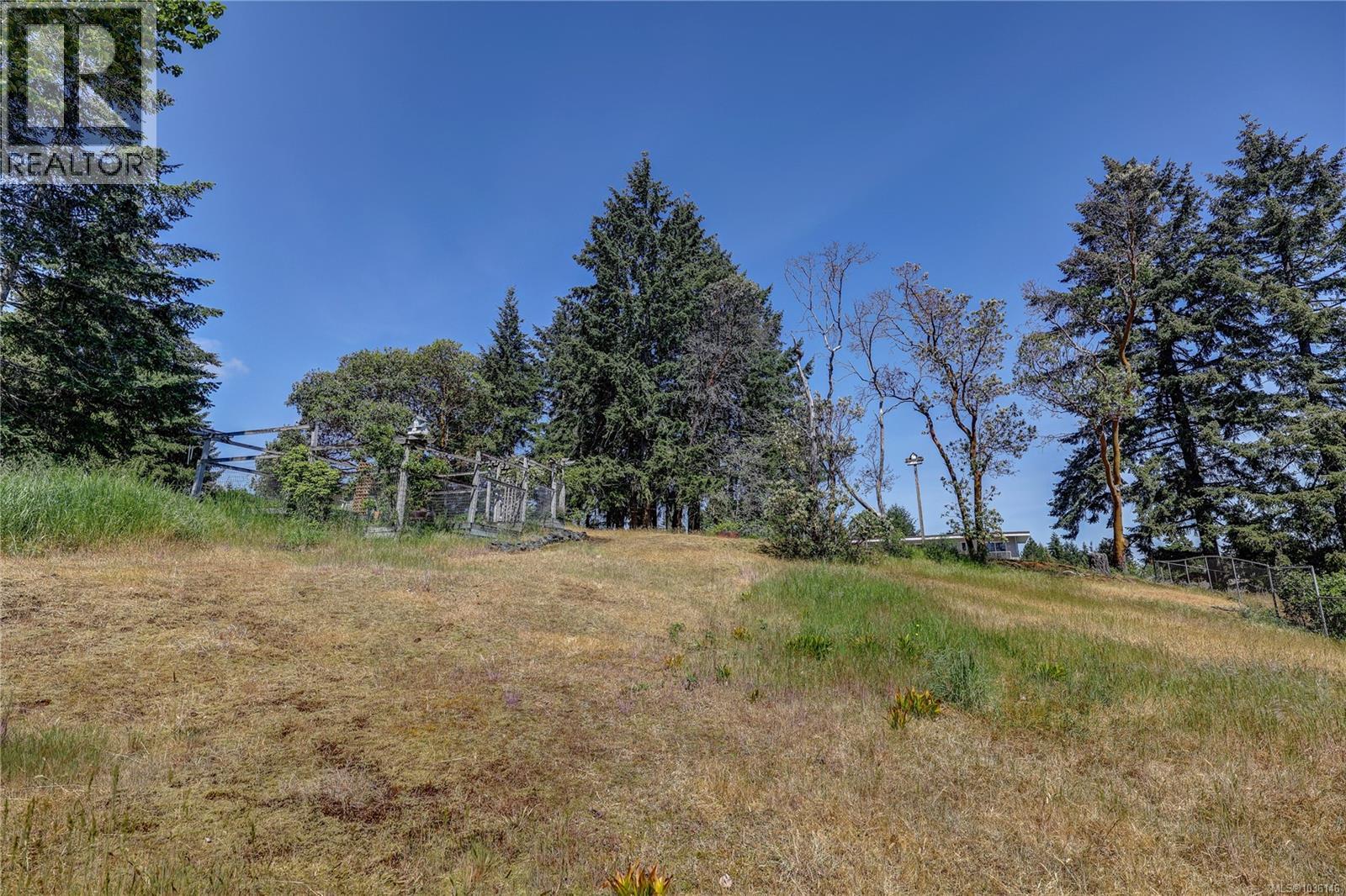 1692 Centennary Dr - 67