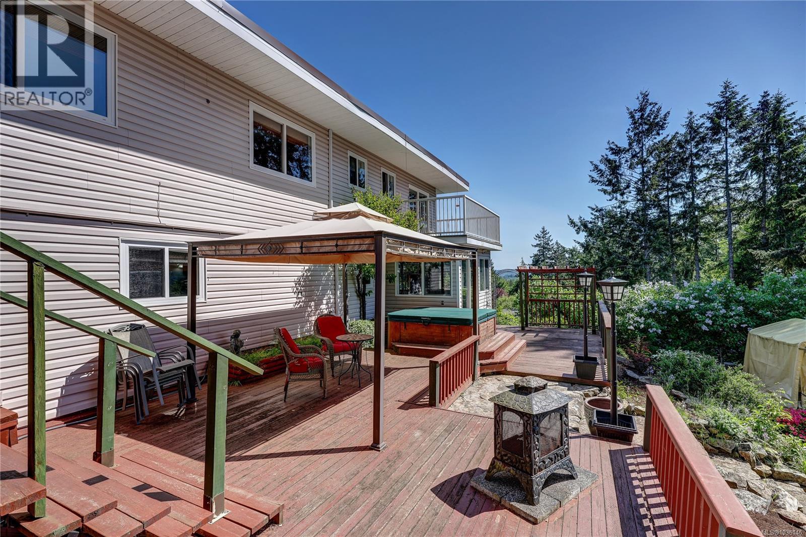 1692 Centennary Dr - 46