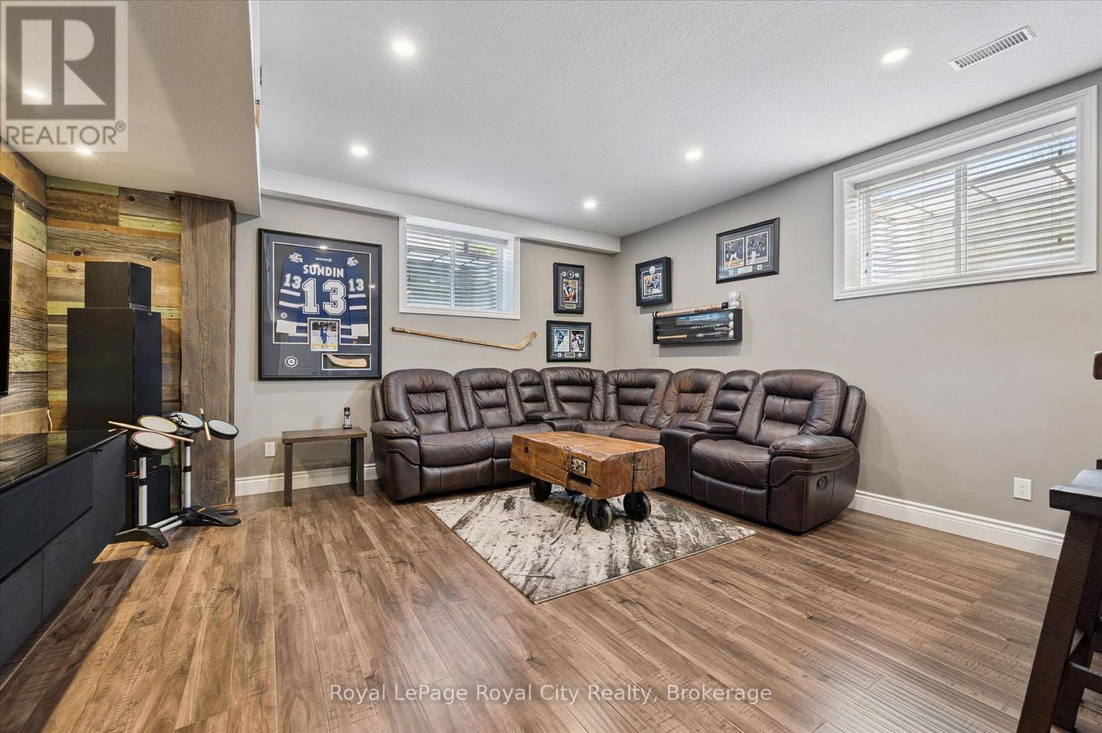 24 POPHAM DRIVE - 30