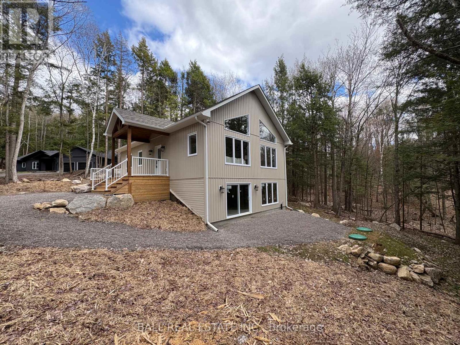 180 LAKEVIEW STREET - Image 2