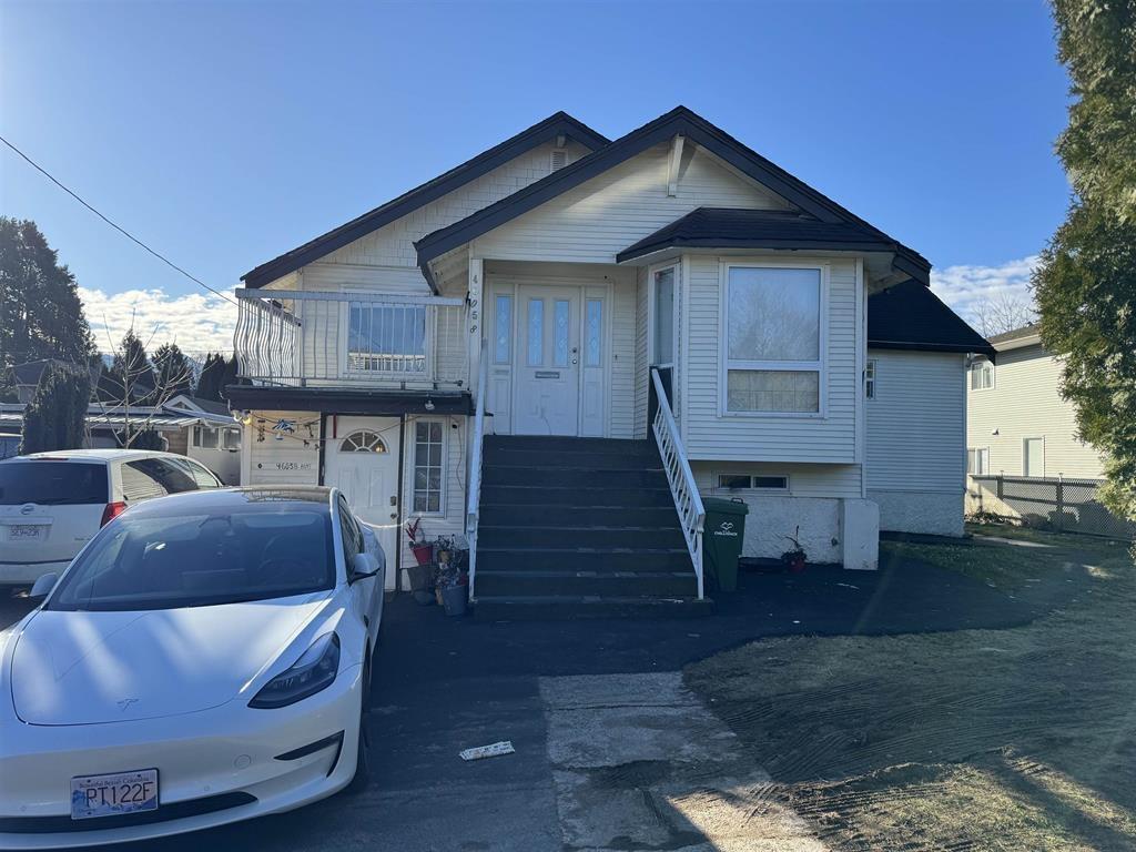 46058 SECOND Avenue - main photo