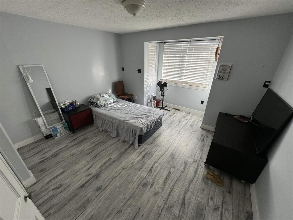 6 Bed, 4 Bath House for Sale in Chilliwack – 46058 SECOND AVENUE, Chilliwack Downtown - Image 16
