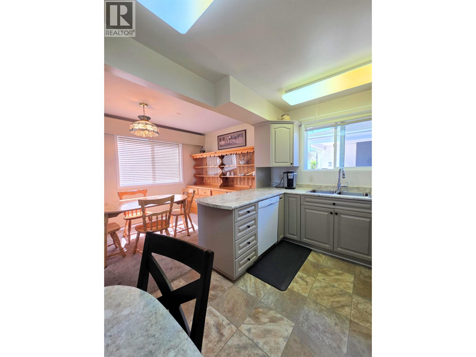 Bathroom of 957 KERRY STREET · Prince George, BC