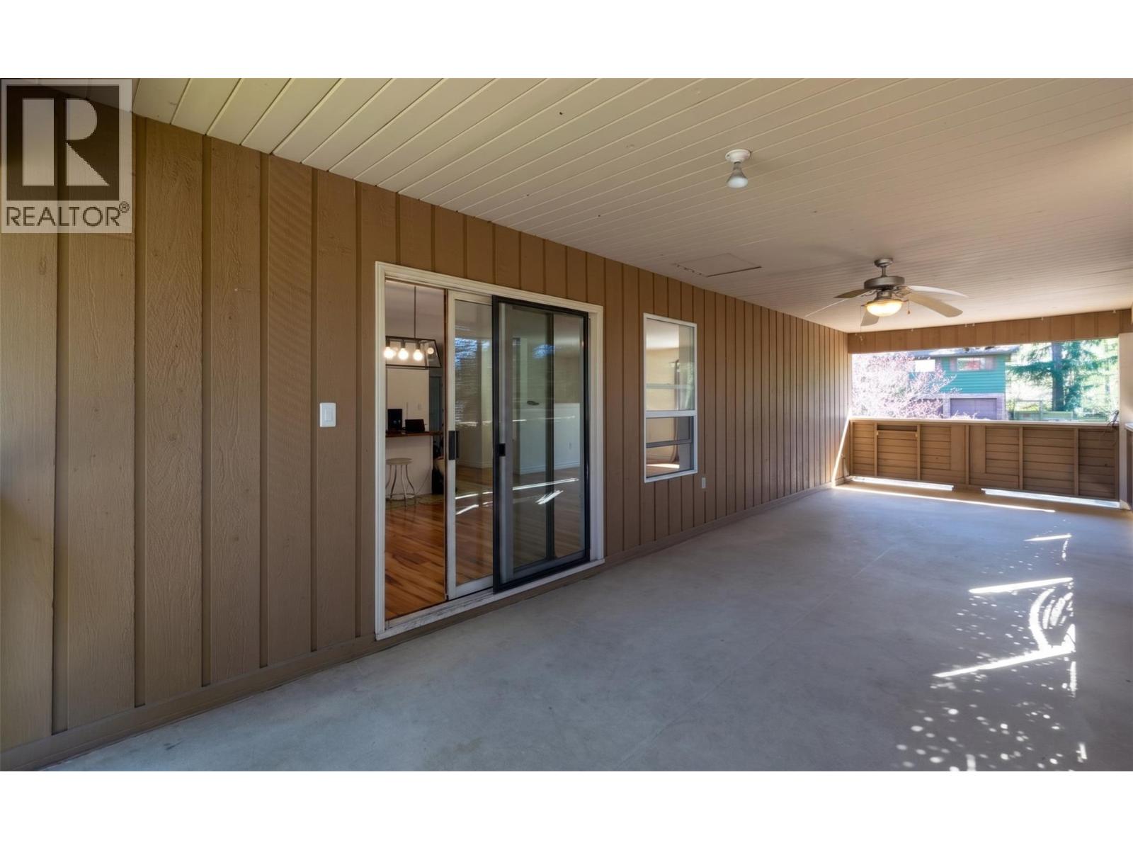  1801 15 Avenue Southeast, Salmon Arm