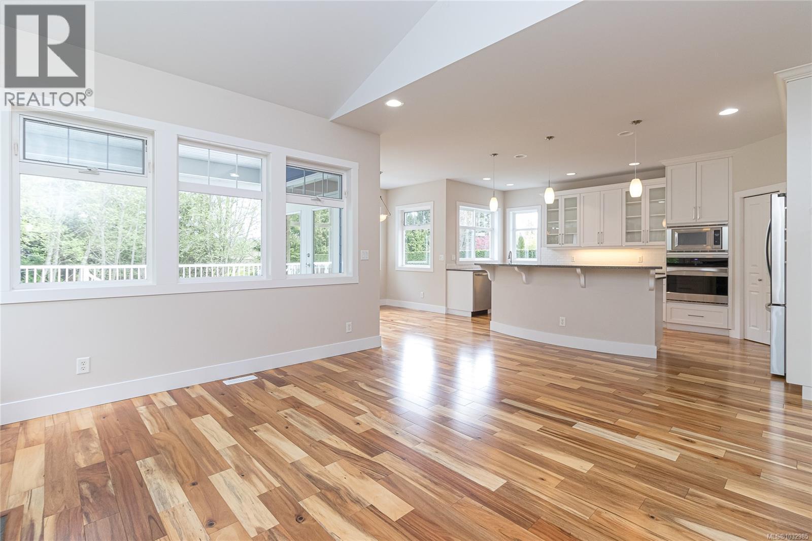 899 Frayne Rd - 26