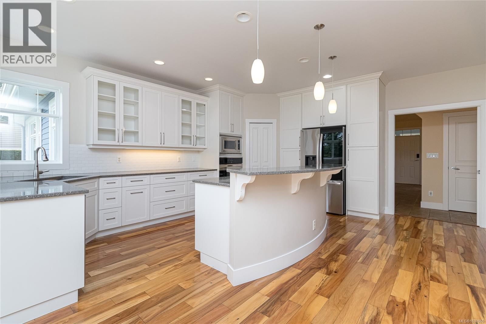 899 Frayne Rd - 22