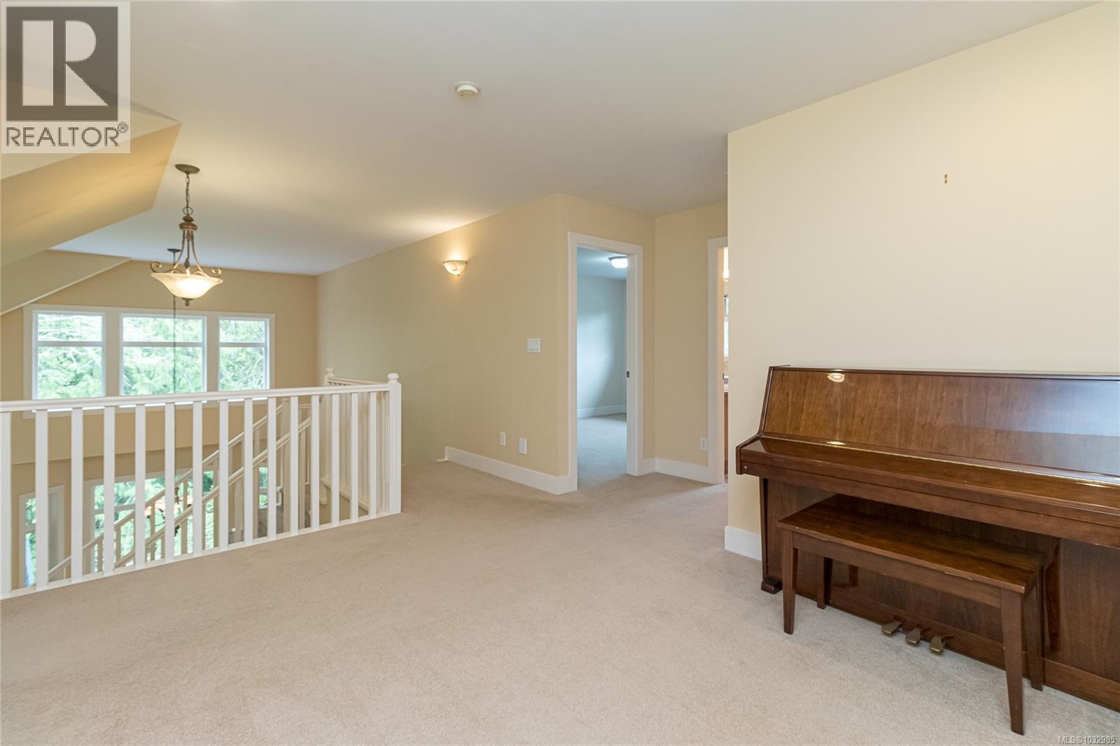 899 Frayne Rd - 40