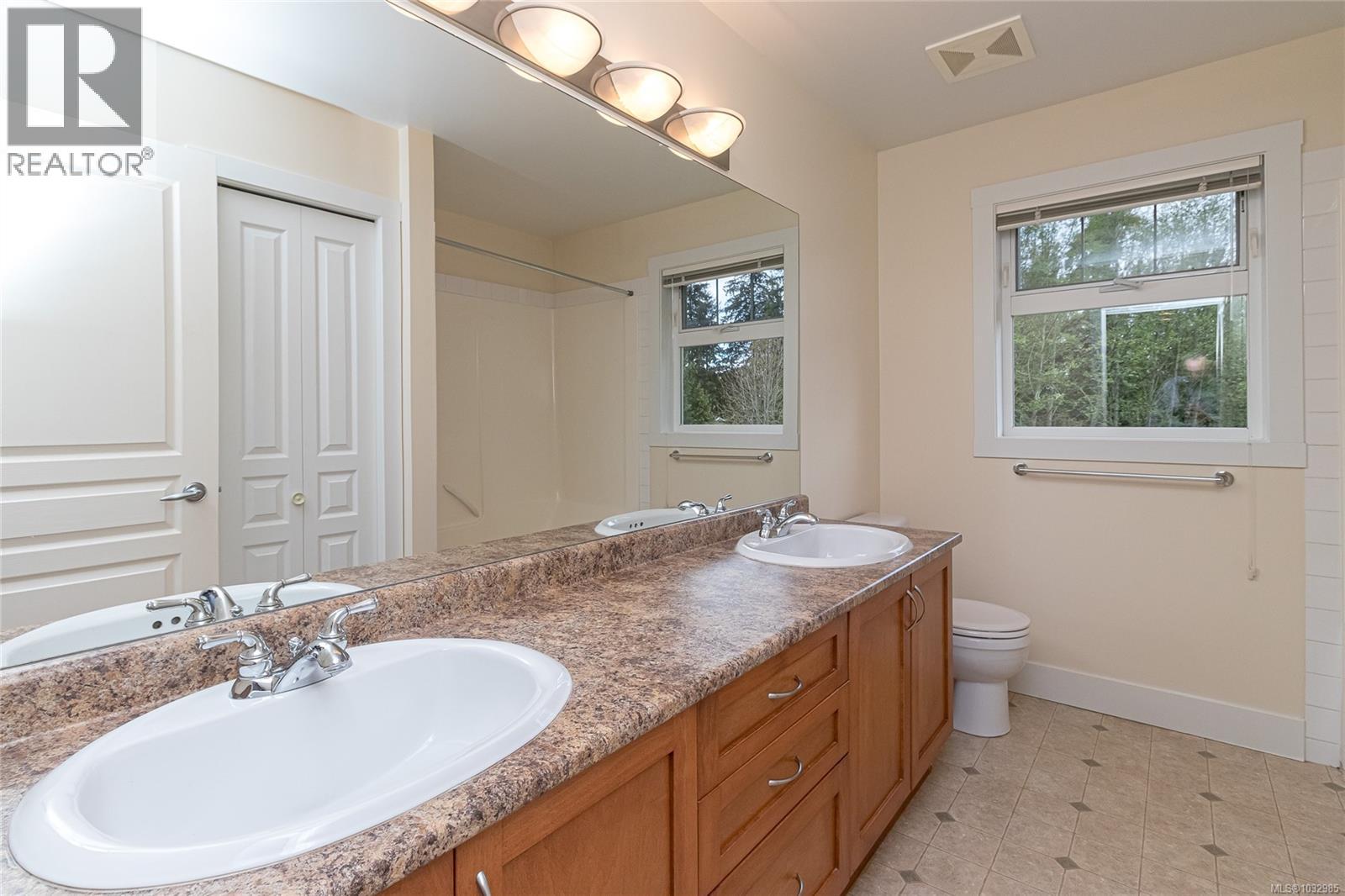 899 Frayne Rd - 46