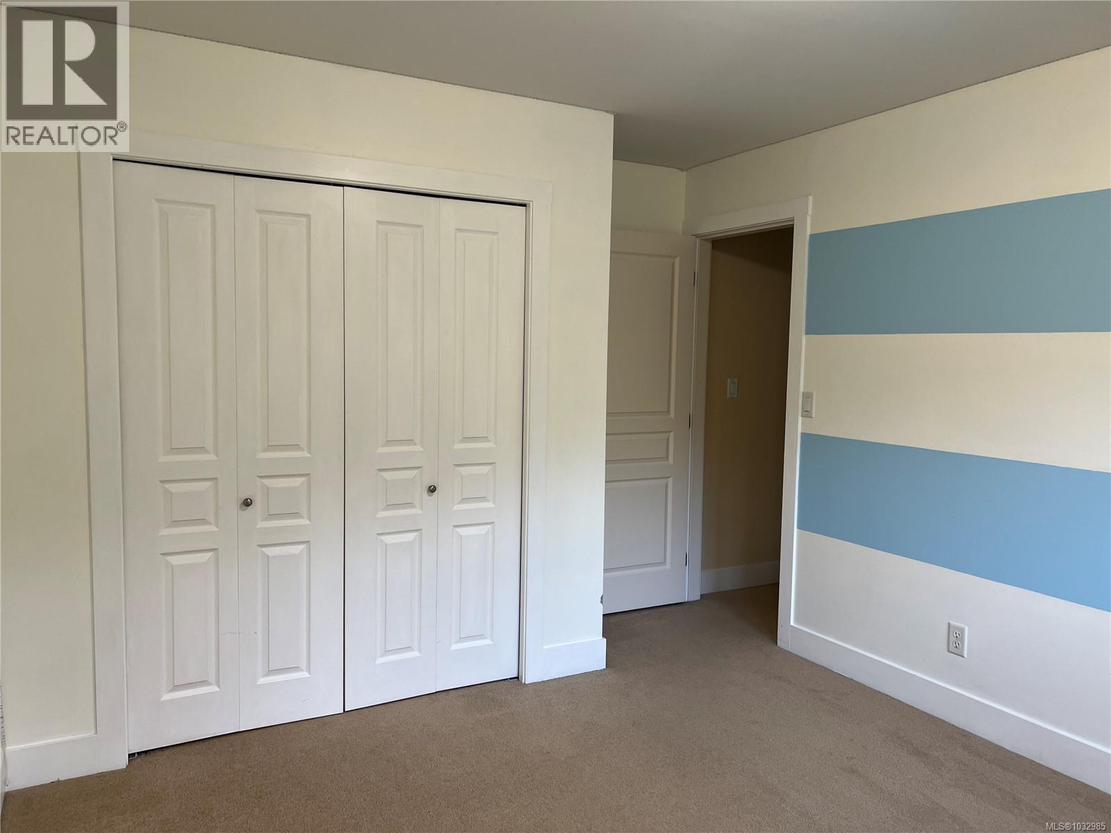 899 Frayne Rd - 45