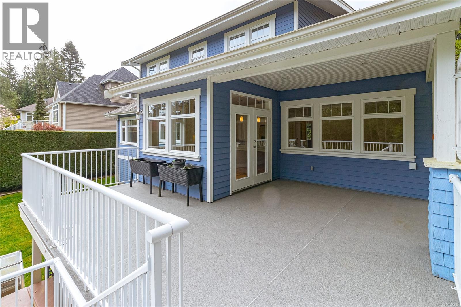 899 Frayne Rd - 63