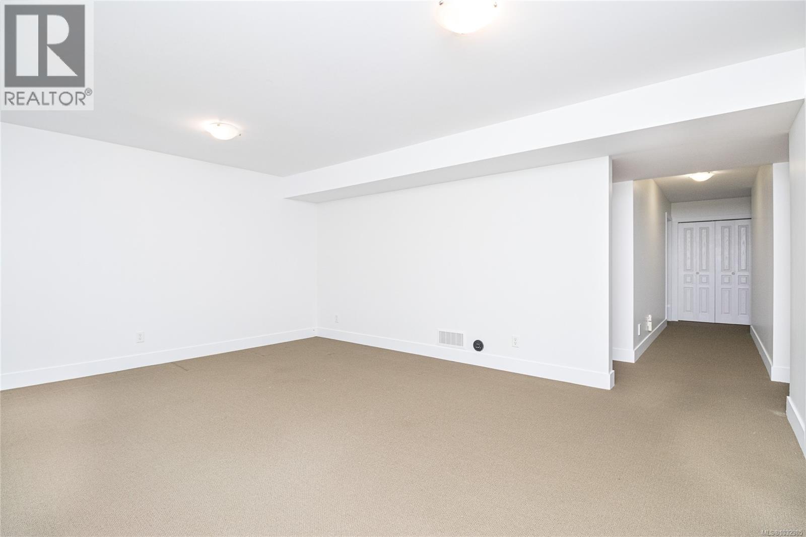 899 Frayne Rd - 50