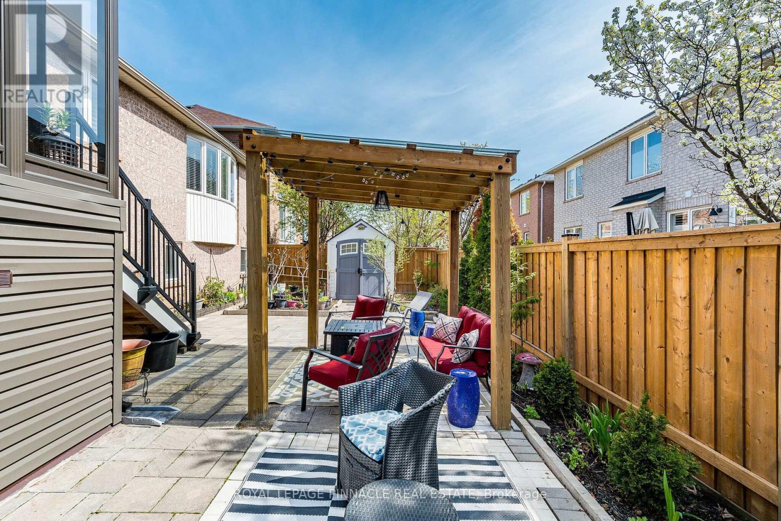 2368 FOXHOLE CIRCLE - 40