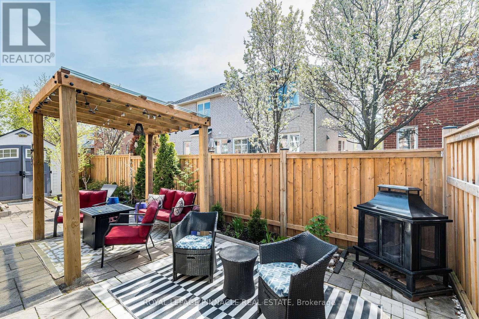 2368 FOXHOLE CIRCLE - 41