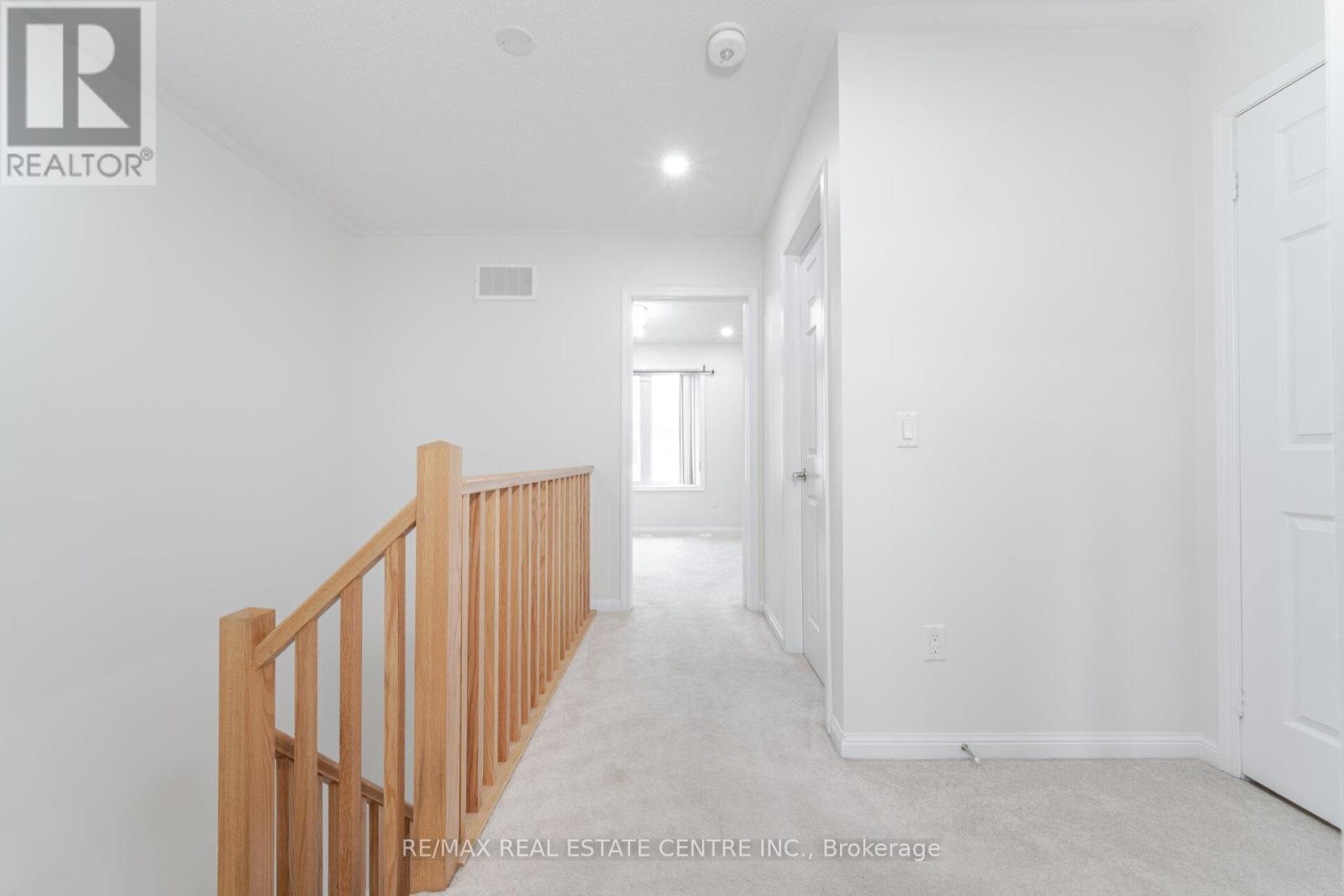 #99 1 BECKENROSE COURT - 19