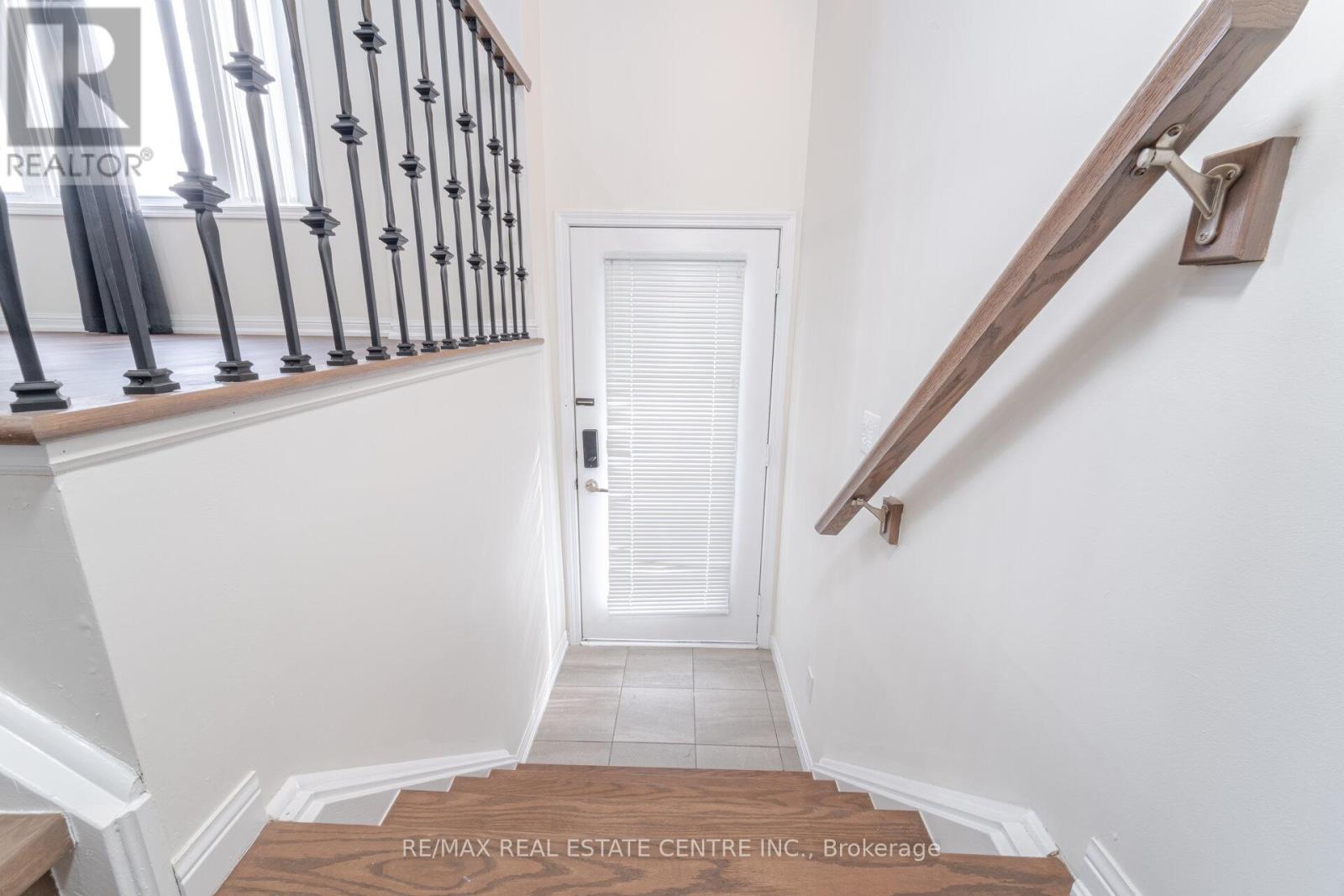 #99 1 BECKENROSE COURT - 5