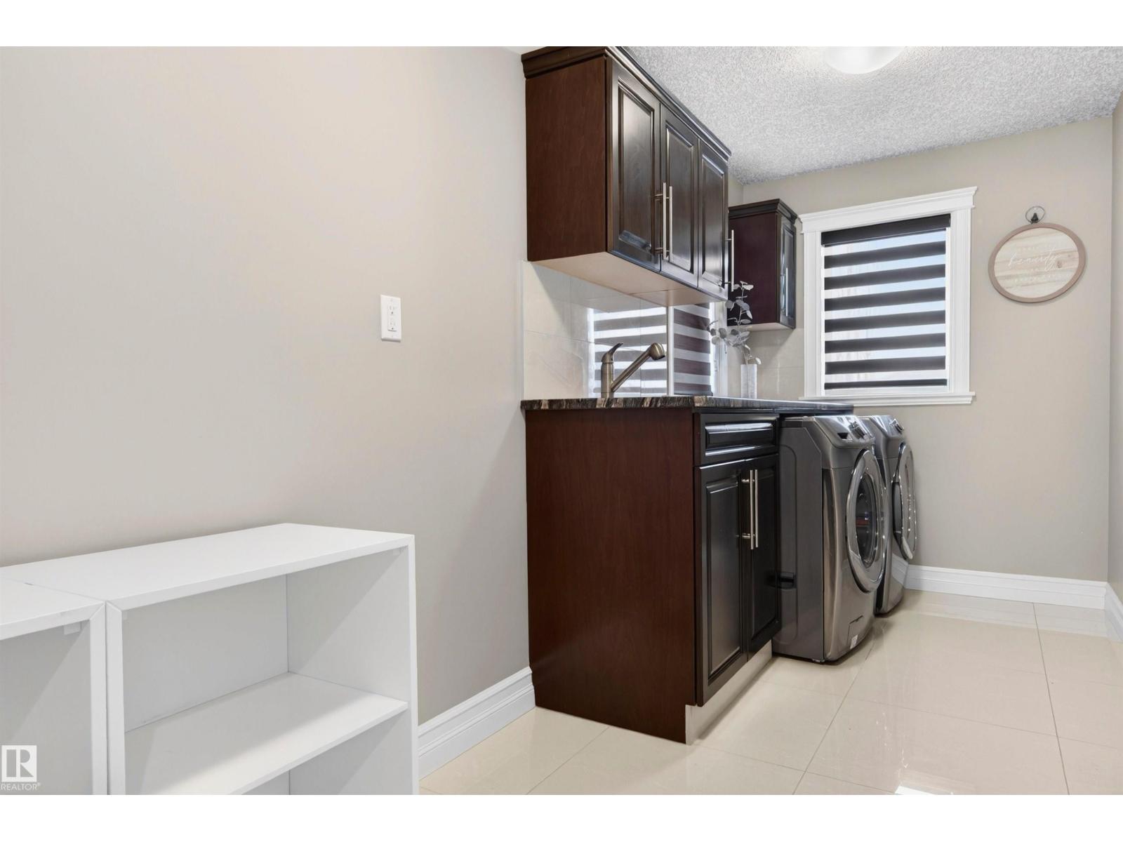 1254 ADAMSON DR SW, Edmonton