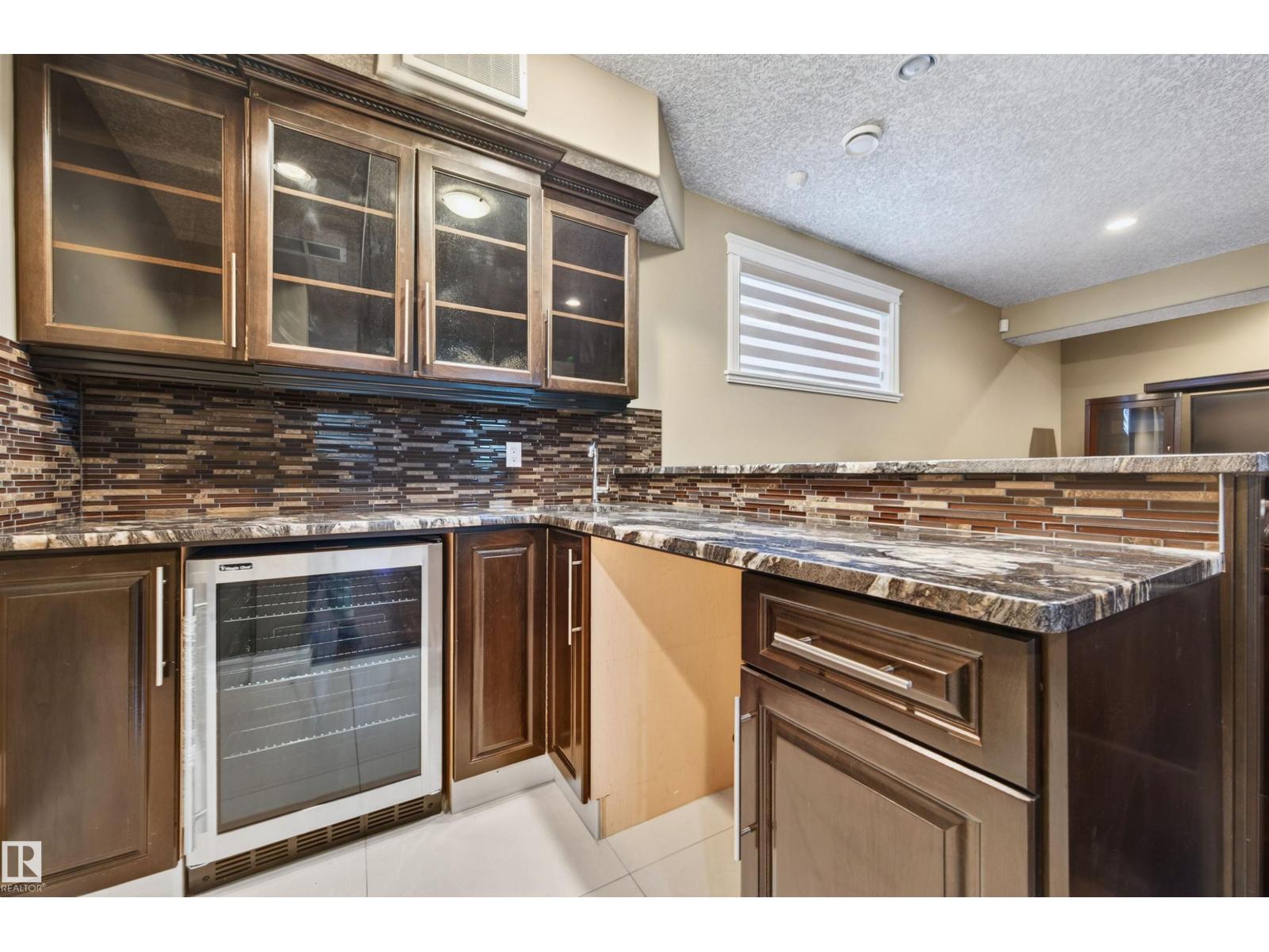 1254 ADAMSON DR SW, Edmonton