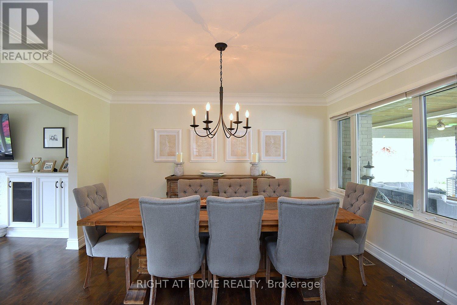 724 COURTLAND PLACE - 16