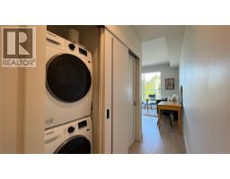 404 1301 Hillside Ave, Victoria, BC V8T2B3 Photo 11