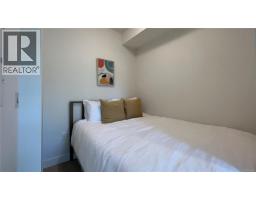 404 1301 Hillside Ave, Victoria, BC V8T2B3 Photo 8