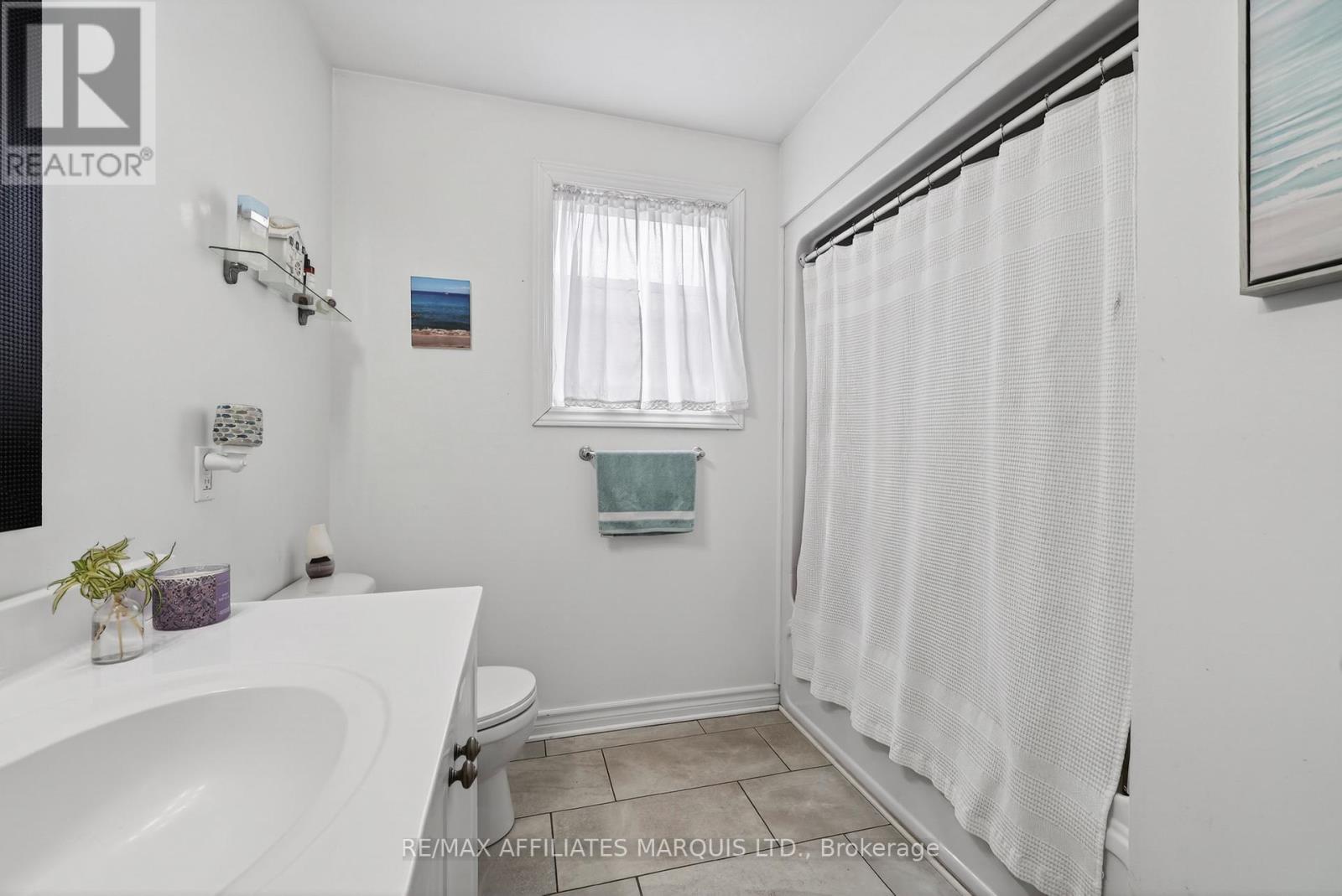 28 CHERRY AVENUE - 22