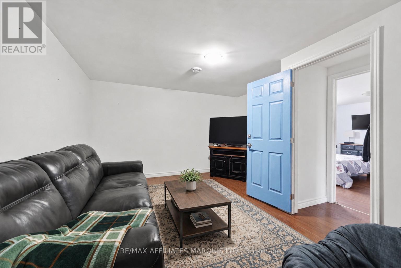 28 CHERRY AVENUE - 28