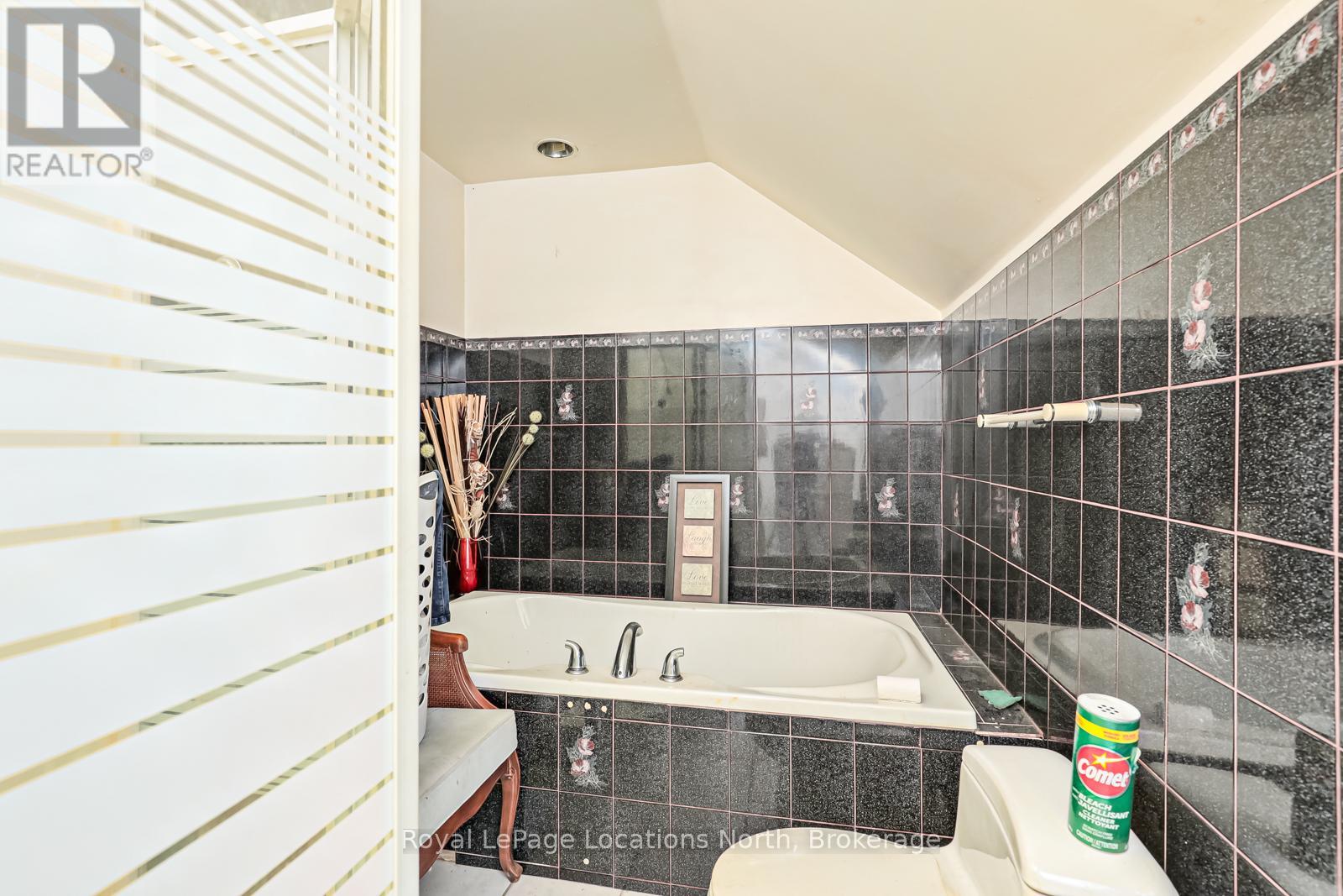 788070 GREY ROAD 13 ROAD - 33