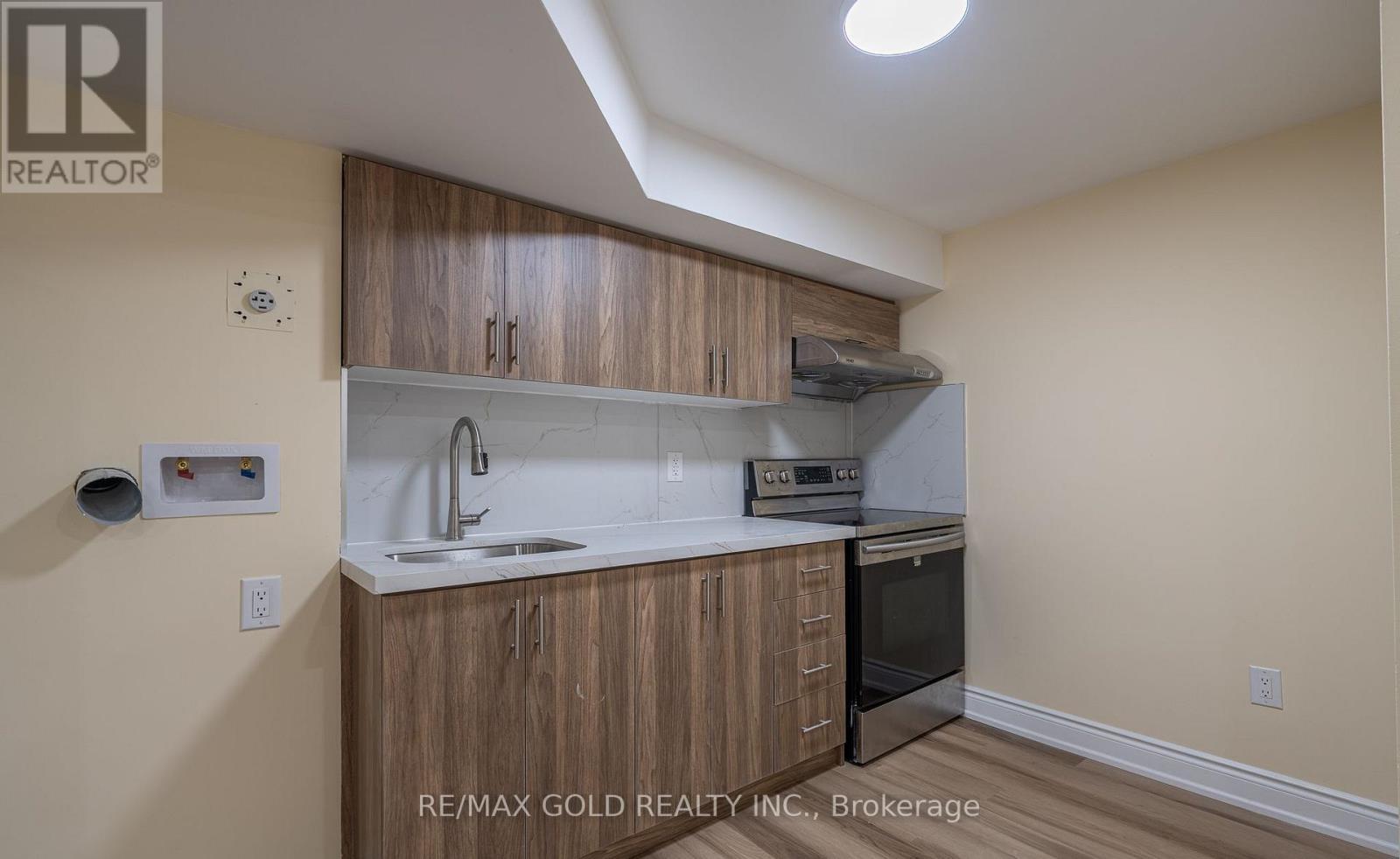 102 BUNCHBERRY WAY - 26