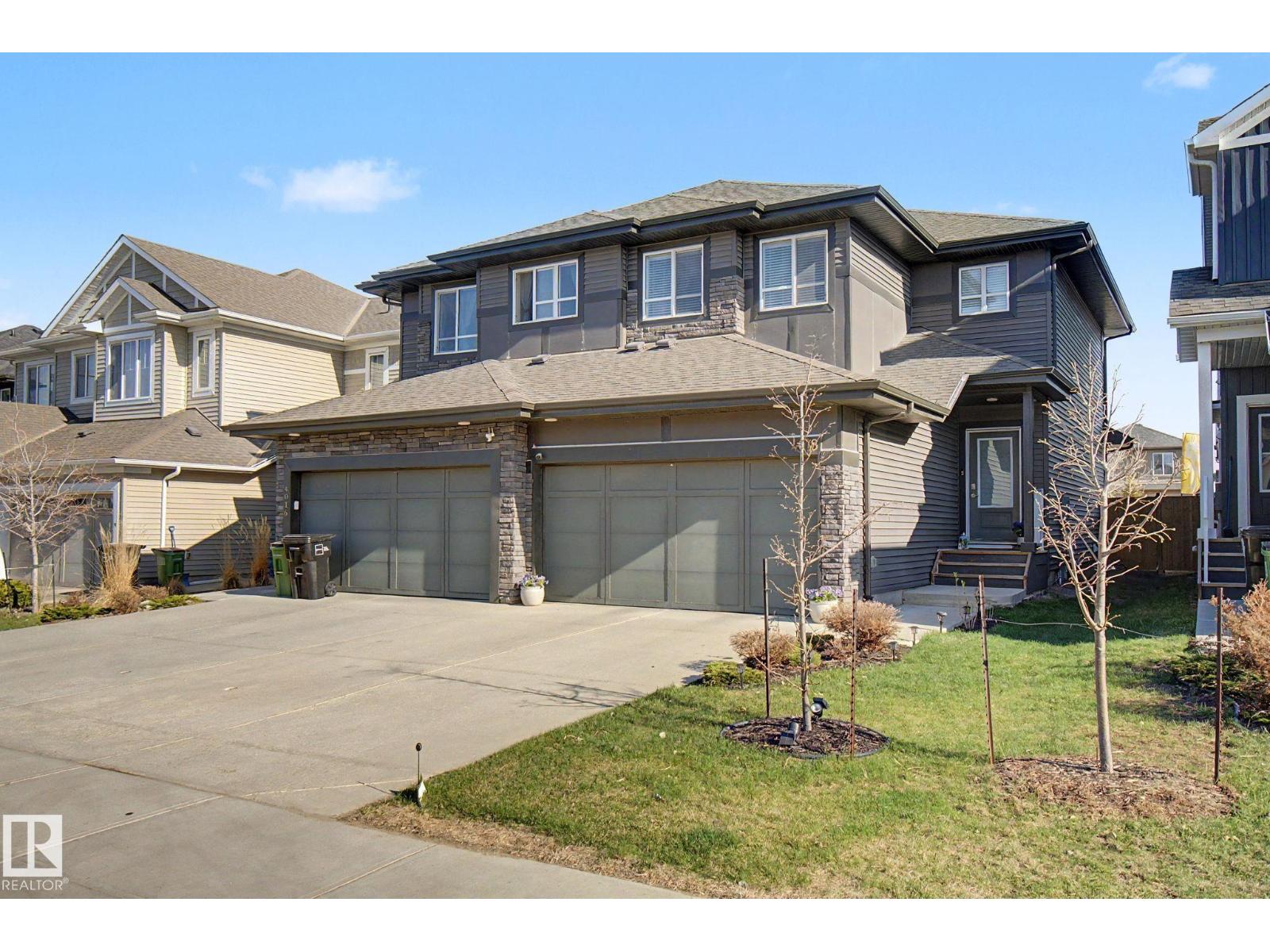 4018 KINSELLA WY SW, Edmonton