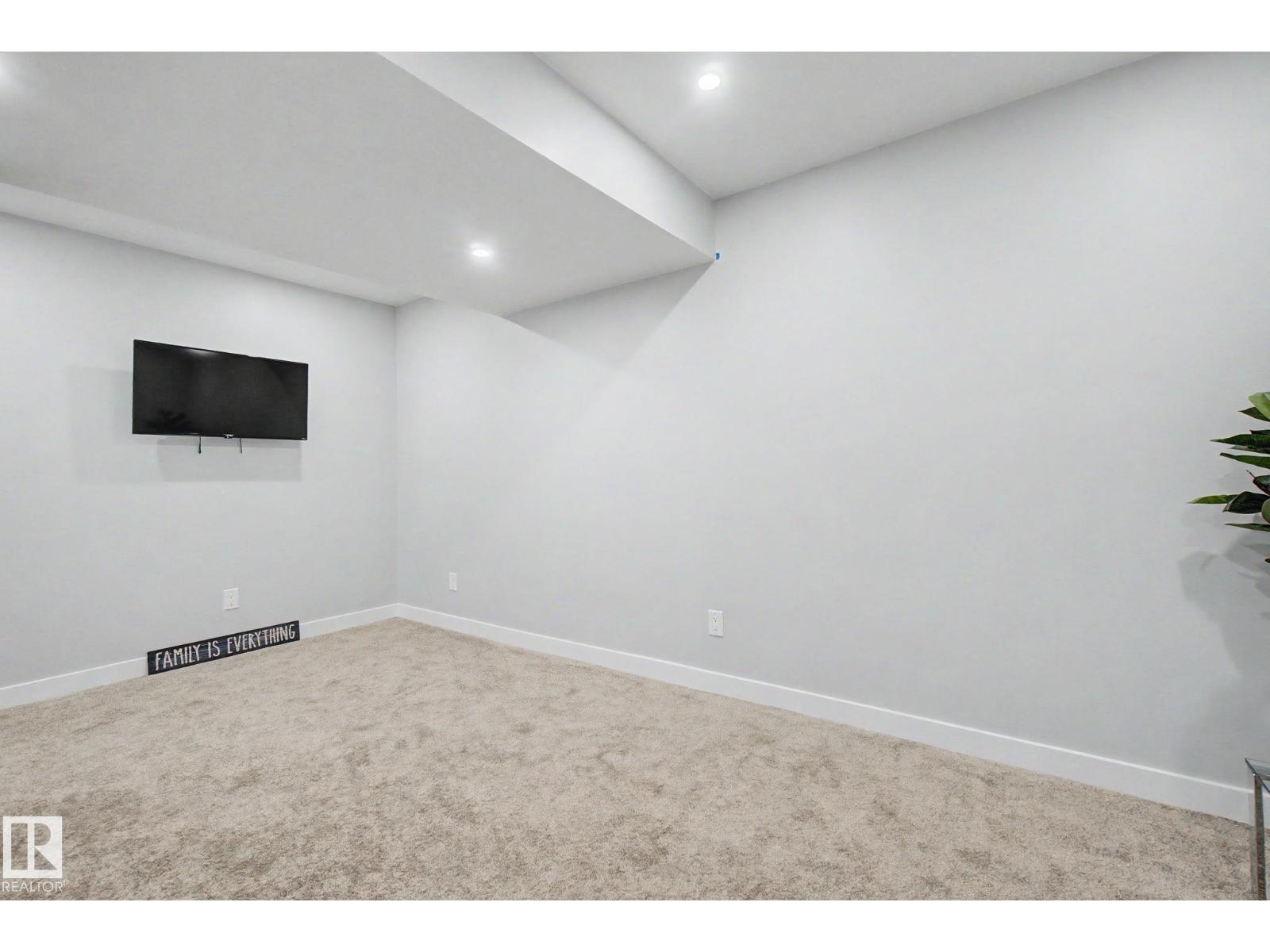 4018 KINSELLA WY SW, Edmonton