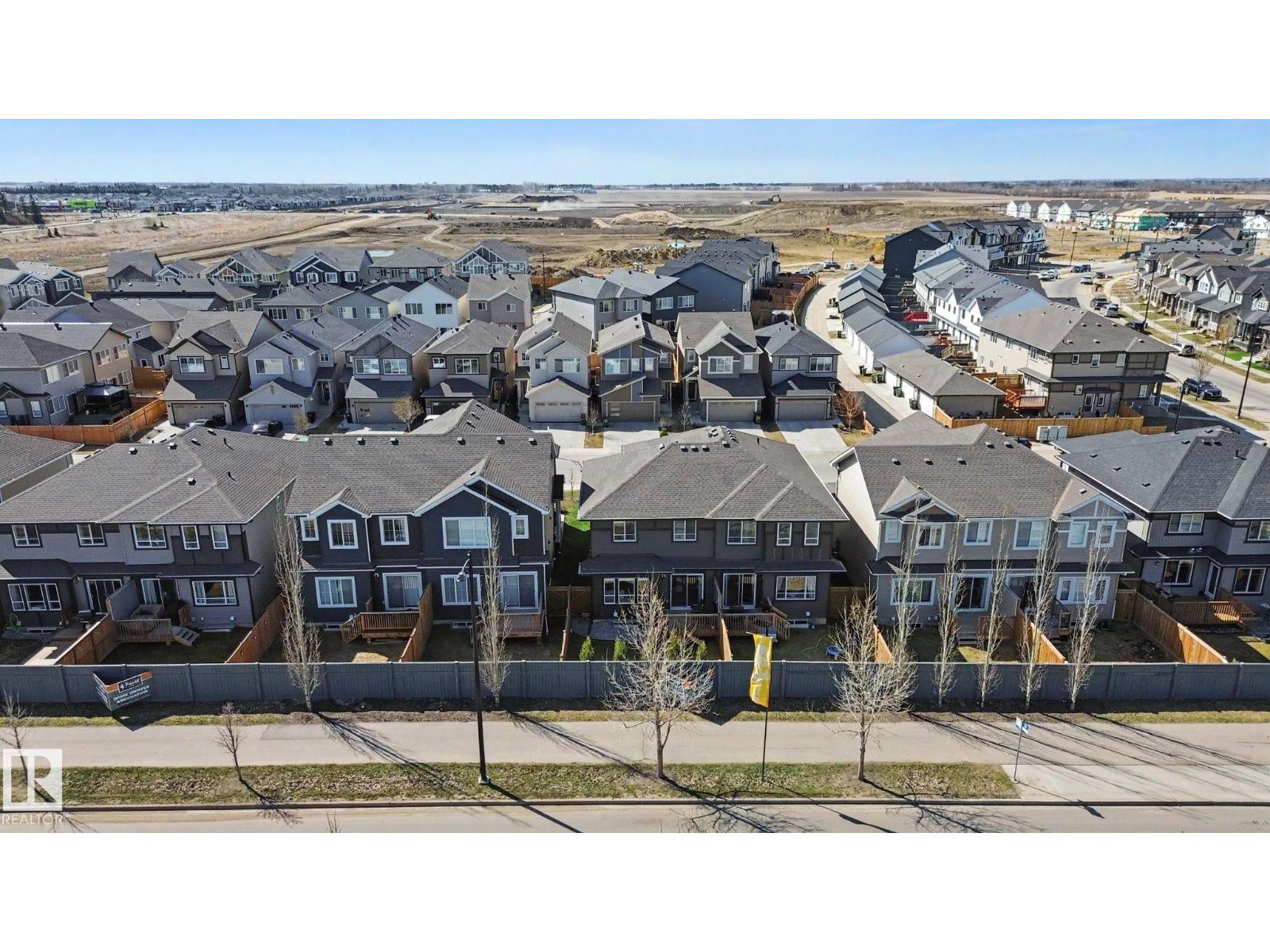 4018 KINSELLA WY SW, Edmonton
