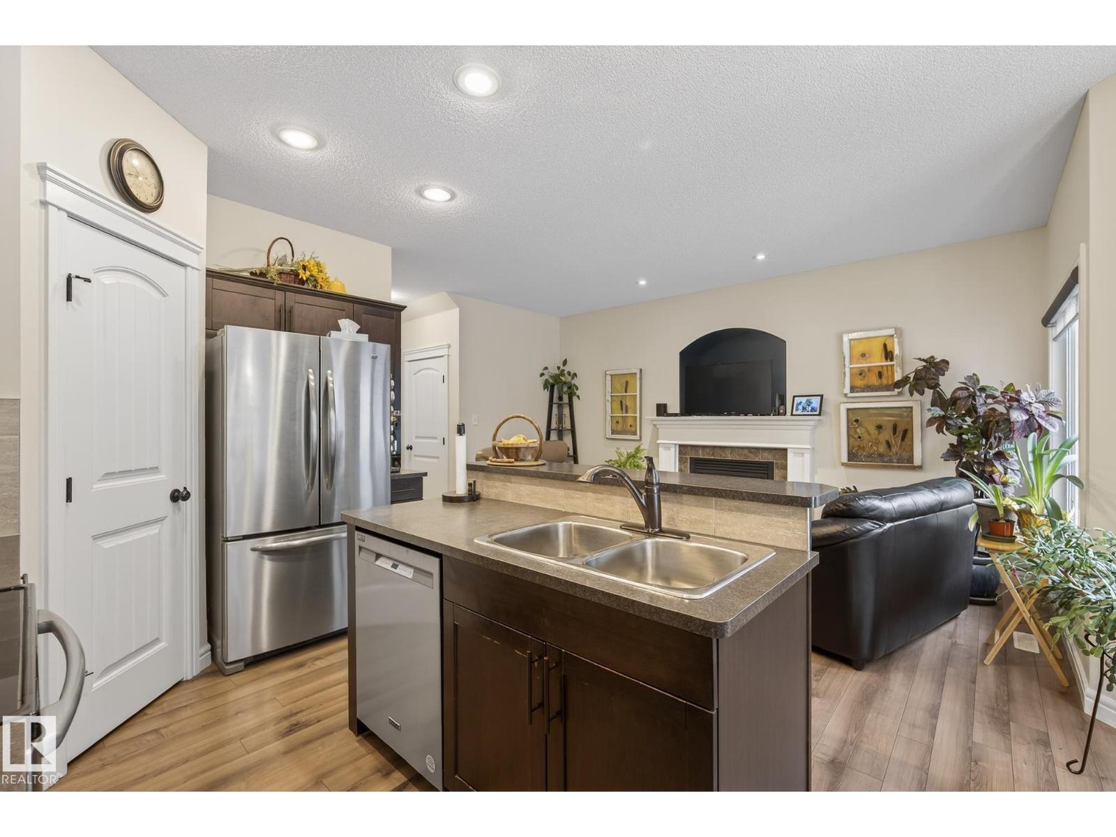 39 MEADOWVIEW CO, Spruce Grove
