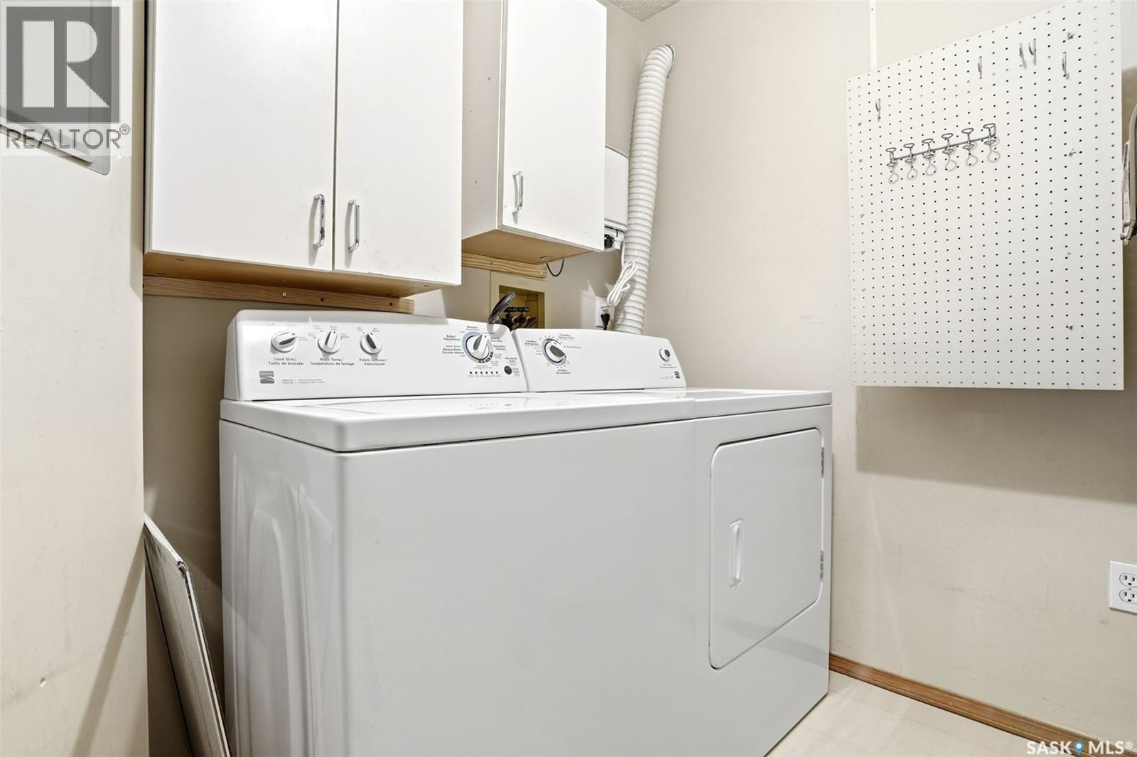 #104 4025 Hill AVENUE - 25
